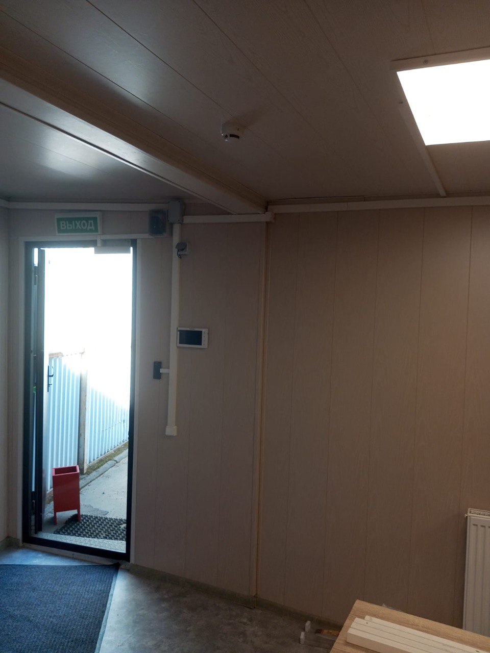 Датчик дыма и табло 