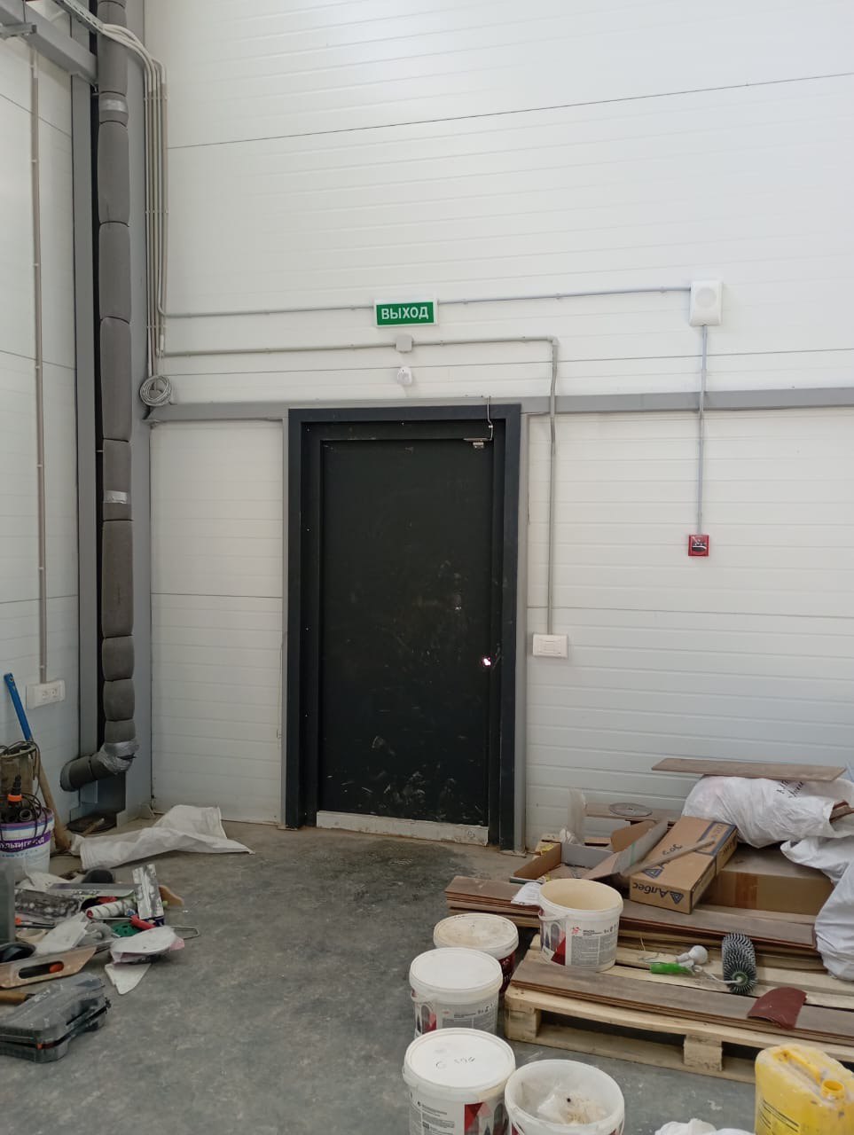 Противопожарная система в ангаре